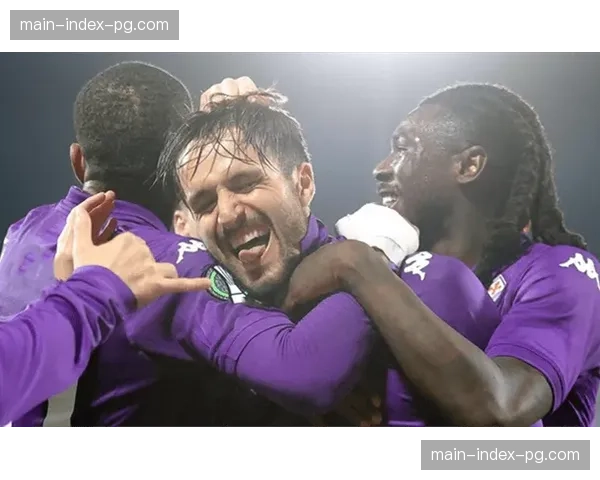 全场结束：萨勒尼塔纳0-2不敌佛罗伦萨，主队全场零射正，保级形势严峻