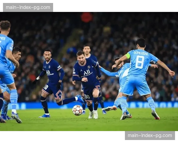 终场哨响，巴黎球员阿什拉夫坦承主场失利糟糕，强调进攻效率不足